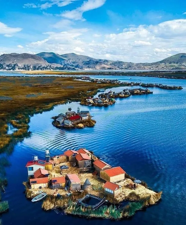 Uros Island / Amantani / Taquile